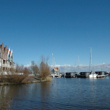 Beautiful Houseboat In The Harbour Of Volendam Near Centre Hotel ภายนอก รูปภาพ