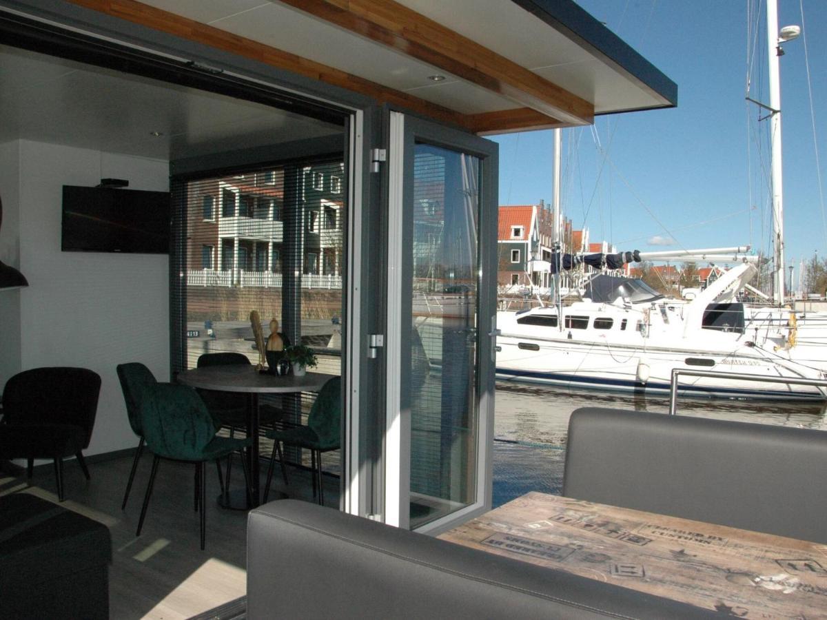 Beautiful Houseboat In The Harbour Of Volendam Near Centre Hotel ภายนอก รูปภาพ